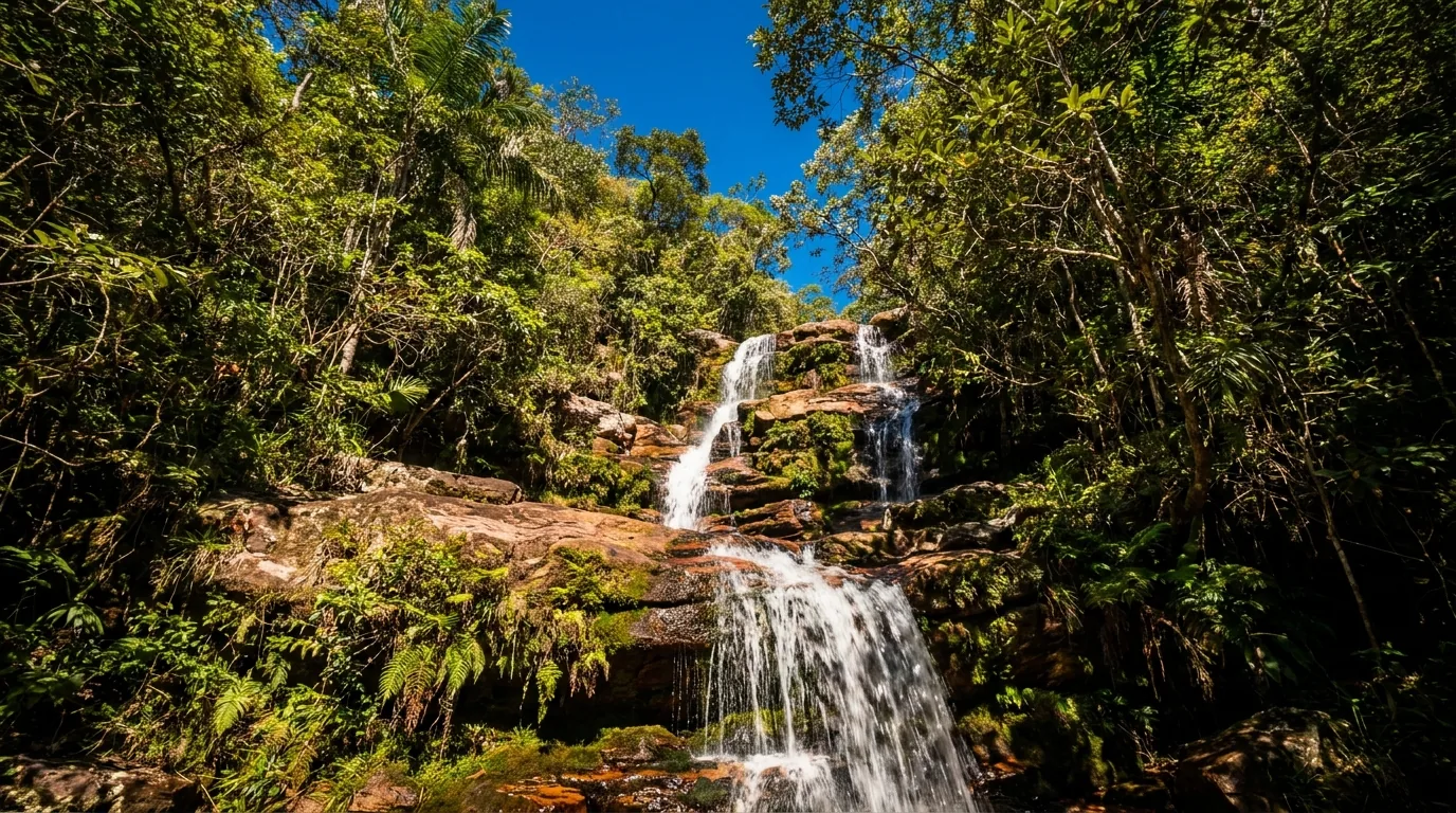 Cachoeira da Caverna — cachoeira em Goias, Brasil